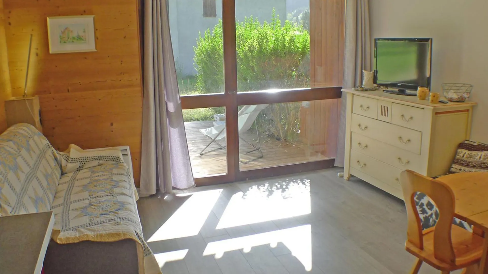 Charmant Studio Avec Terrasse, Jardin Et Parking, Proche Telecabine - Fr-1-629-86 Samoëns 0*,