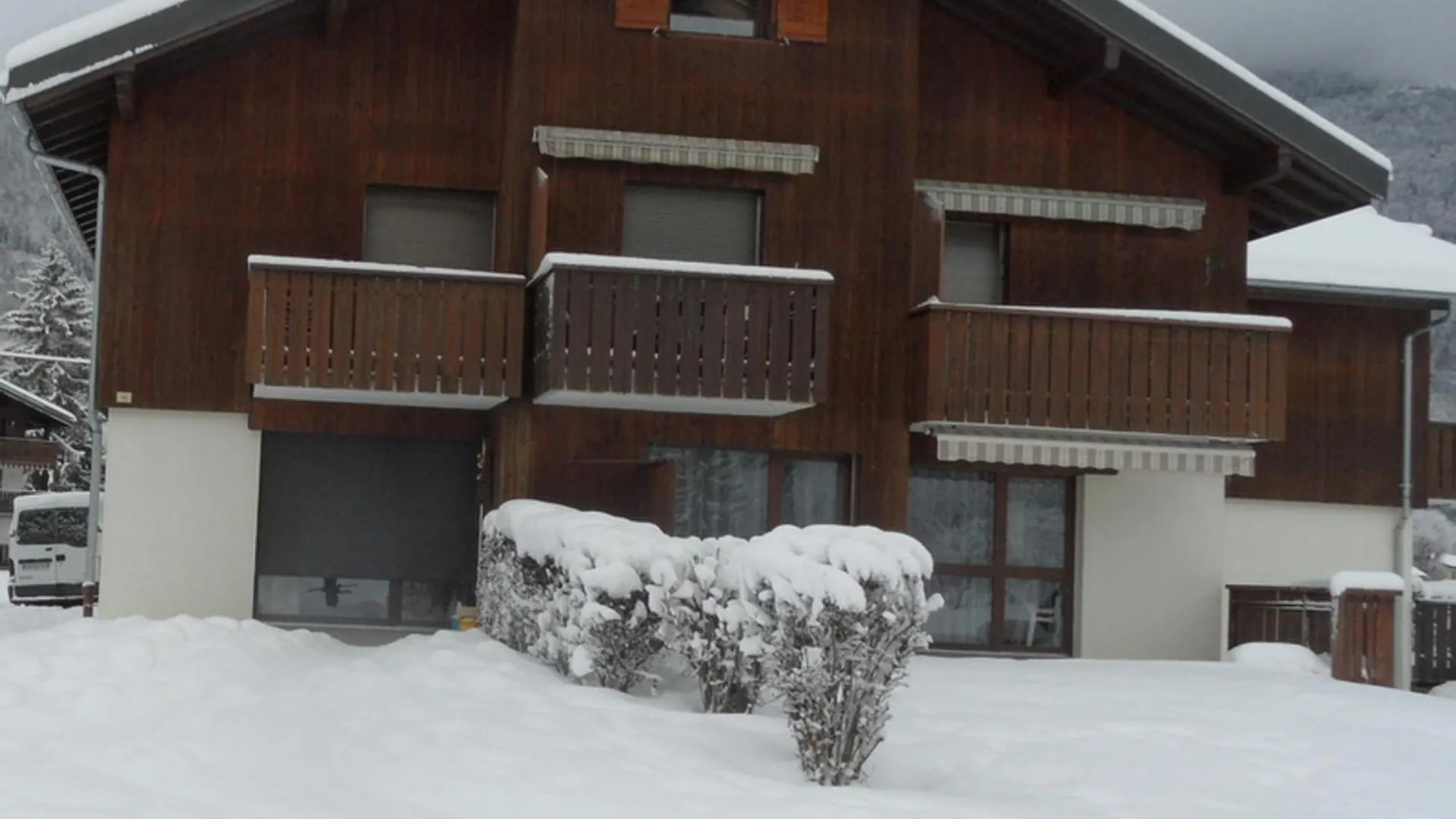 Charmant Studio Avec Terrasse, Jardin Et Parking, Proche Telecabine - Fr-1-629-86 Samoëns